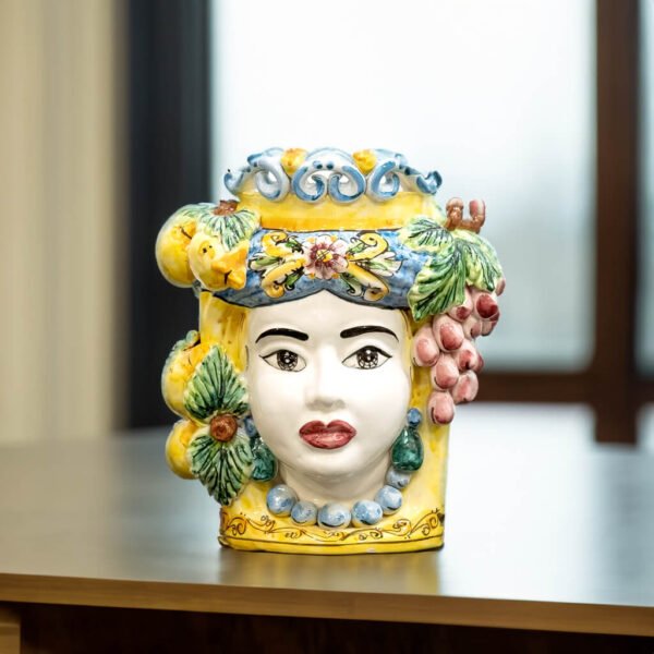 Testa di Moro con frutta corona liscia  h 27 donna